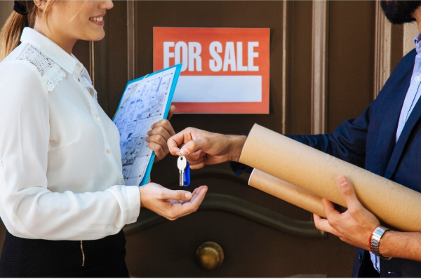 5 Things to Consider When Hiring Home Selling Services